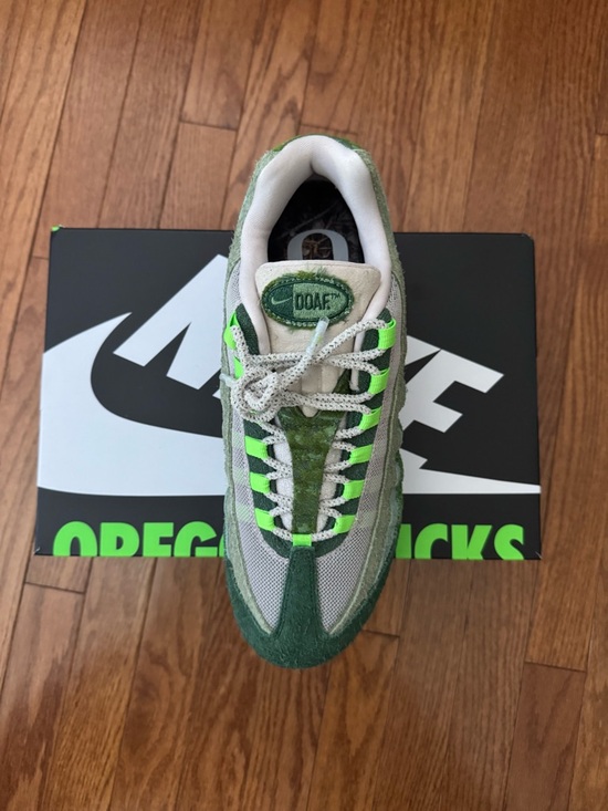Nike Other - Nike Air Max 95 Oregon Green and Neon Accent Sneaker